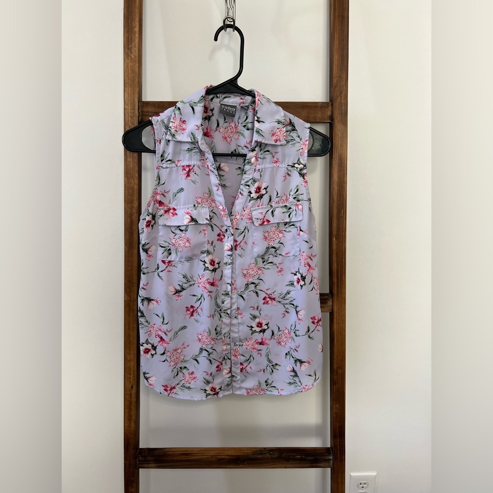 NY&Company button down floral tank top